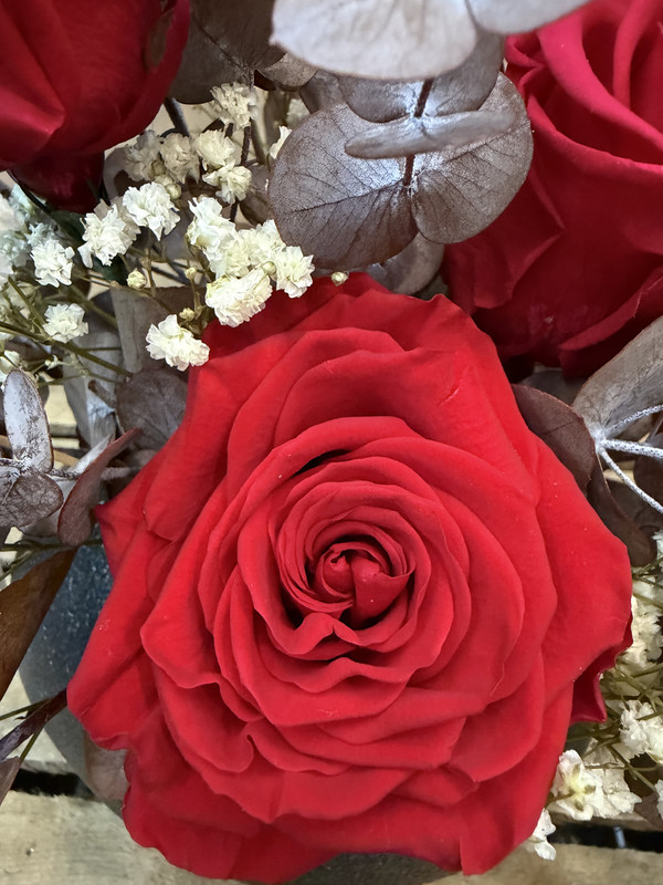 JARRON CERÁMICA CON 3 ROSAS ETERNAS SANT JORDI