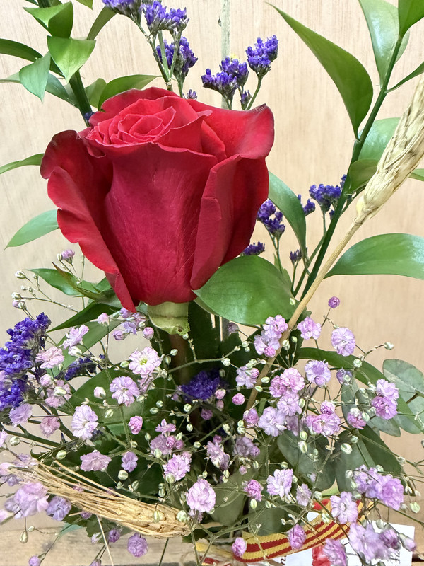 VIOLETERO CON MADERA DECORADA SANT JORDI